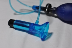 Recenze vibrační vakuové pumpy na klitoris